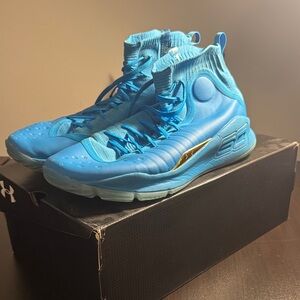 Curry 4 Retro “Flooded”